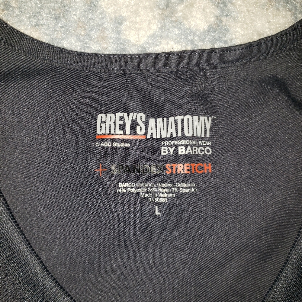 Greys Anatomy Anticrobial Scrubs in Black